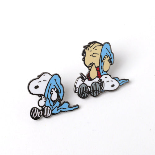 PINTRILL - Snoopy Blanket Linus Pin Set - Main Image