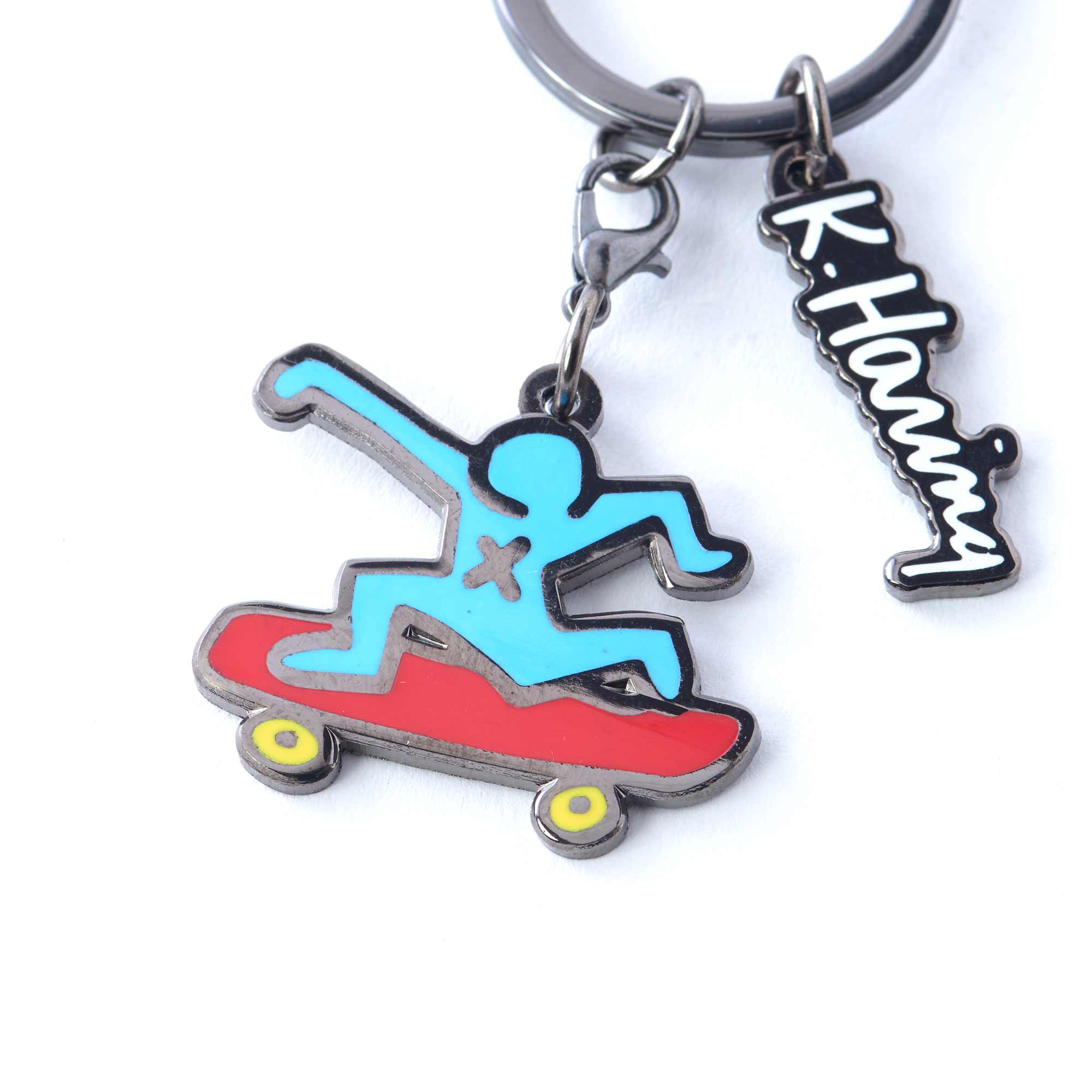 HaringSkateboarderKeychain_Off